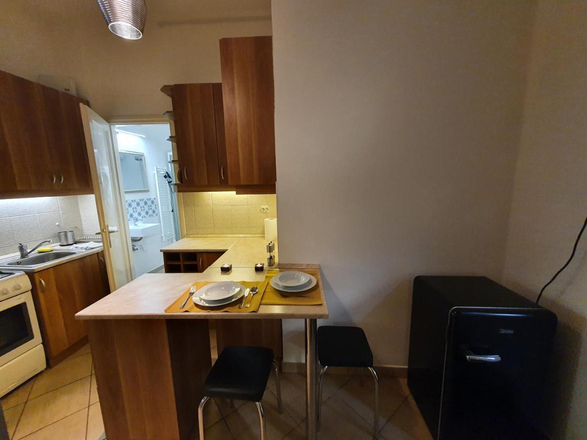 Boesix Apartman Budapest Extérieur photo