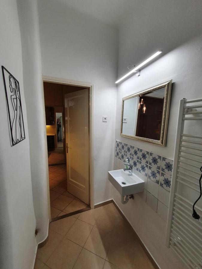 Boesix Apartman Budapest Extérieur photo